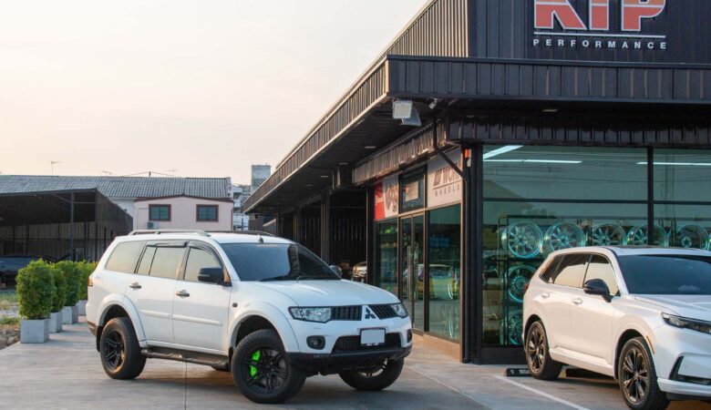 Mitsubishi Pajero เซอร์วิสระบบเบรค