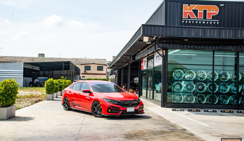 Honda Civic Fk ติดตั้งชุดเบรคหน้าFK8  พร้อมทำสีคาลิปเปอร์เบรคหลัง