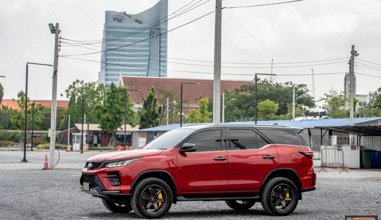 Toyota Fortuner Legender ชุดเบรค carbon ceramic brakes