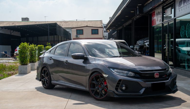 Honda Civic FK เซอร์วิสระบบเบรค
