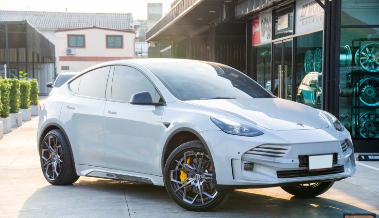 Tesla Model Y เซอร์วิสระบบเบรค