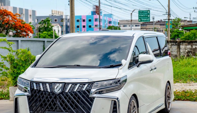 Toyota Alphard เซอร์วิสระบบเบรค