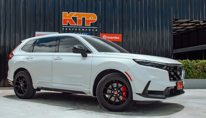 Honda CR-V RS E Hev ติดตั้งชุดเบรคหน้าFK8